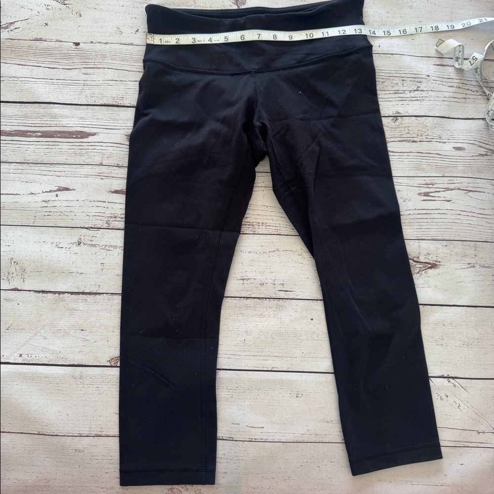 Lululemon cropped leggings sz 6